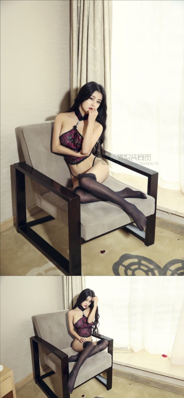 ชุดนอน คล้องคอ กึ่งคอร์เซ็ต ลายแพนนกยูงสีเขียว แต่งลายสวย หรูมากคะ+ถุงน่อง+ จีสตริงเจ้าชุด สำเนา