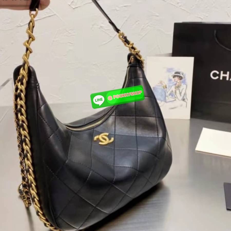 Chanel BLACK QUILTED CLASSIC SHOULDER BAG