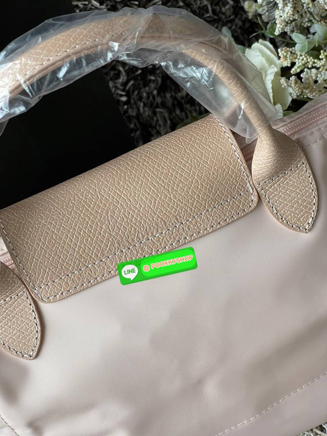 ðLongchamp LE PLIAGE GREEN Top handle bag S āļāļĢāļ°āđāļāđāļēāļāļ·āļāđāļāļāļīāđāļ§āđāļāļāļĩāđāļĄāļĩāļāđāļģāļŦāļāļąāļāđāļāļēāļāļĒāđāļēāļāđāļŦāļĨāļ·āļāđāļāļ·āđāļ āđāļāļāđāļāđāļāļāđāļ§āļĒāļĨāļēāļĒāđāļŠāđāļāļŠāļ°āļāļēāļāļāļēāđāļāļāļāļĨāļēāļŠāļŠāļīāļāđāļĨāļ°āļŠāļąāļĄāļāļąāļŠāļāļĩāđāđāļāđāļāļāļđāđāļŦāļāļīāļ āļāļĢāļ°āđāļāđāļēāđāļāļāļĩāđāļŠāļēāļĄāļēāļĢāļāļāļ·āļāļāđāļ§āļĒāļĄāļ·āļāļŦāļĢāļ·āļāļāļąāļāđāļāđāļāļŦāļāļąāļāļŠāļ·āļāļāļāļāđāļāļāđāļāđāđāļāļāļĢāļīāļāļāļēāļāđāļ§āļĒāļŦāļđāļāļąāļāļāļąāđāļāļŠāļāļāļāđāļēāļāđāļĨāļ°āļāļąāļ§āļĨāđāļāļāđāļ