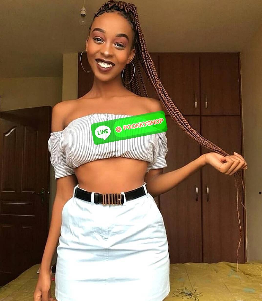 ✨Best Gifts ideas! กลับมาตามคำเรียกร้อง!✨ Dior Belts 3D Logo Gift With Purchase พรีเมี่ยมกิ๊ฟ Limited จาก Christian Dior Perfume Dutyfree Counter ดีไซน์สุดคลาสสิคหัวเข็มขัด Vintage วัสดุ 3D Gold Metal สายหนังแท้สีดำปรับระดับได้ Black & Gold