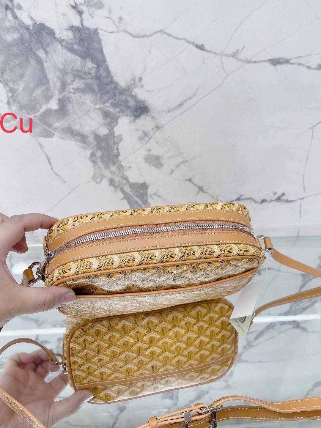 พร้อมส่งค่า Goyard S22 กระเป๋า camera Bag งานHiend คอลเลคชั่นล่าสุด เรียบเเต่หรู ชนชอป รุ่นนี้ใช้ได้ตลอดค่า