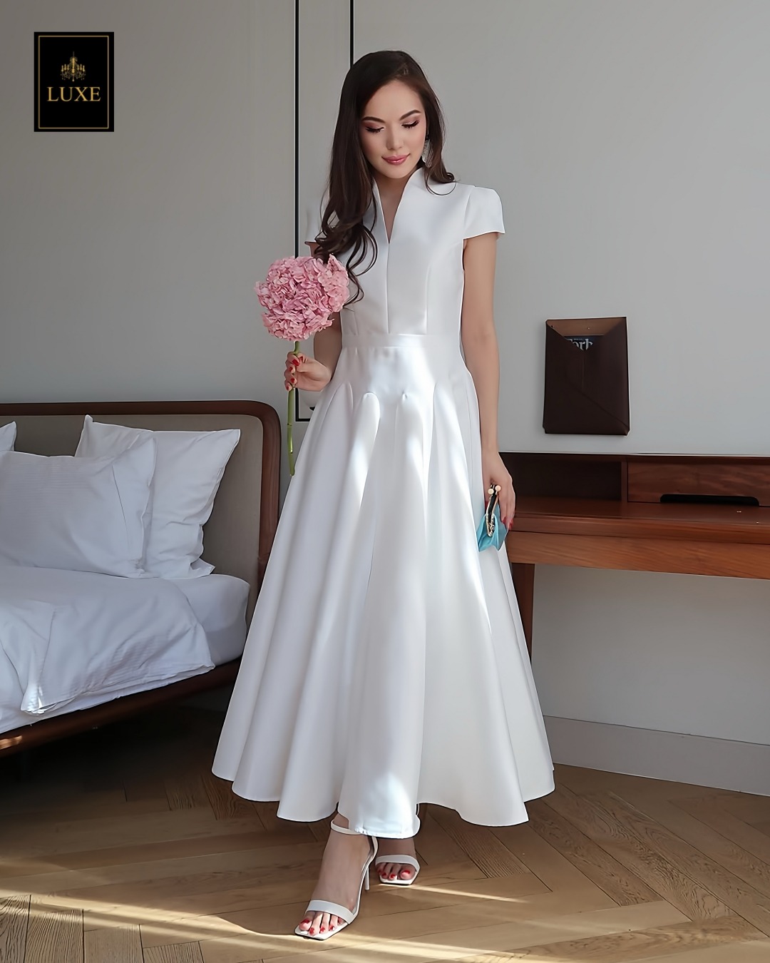 เดรสแฟชั่น เดรสเสื้อคอตั้ง แขนสั้น กระโปรงบาน