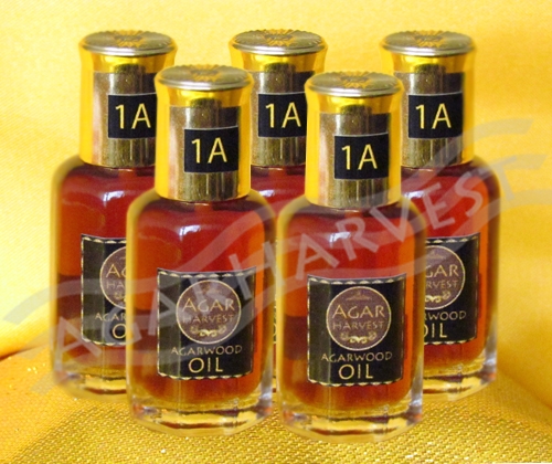 AgarHarvest ไม้หอม อโรมา ไม้หอมมงคล ปรับอากาศ น้ำมันกฤษณา แท้ Agarwood Oil (Standard Grade 1A หอมธรรมชาติ) 1 ขวด 60 CC.