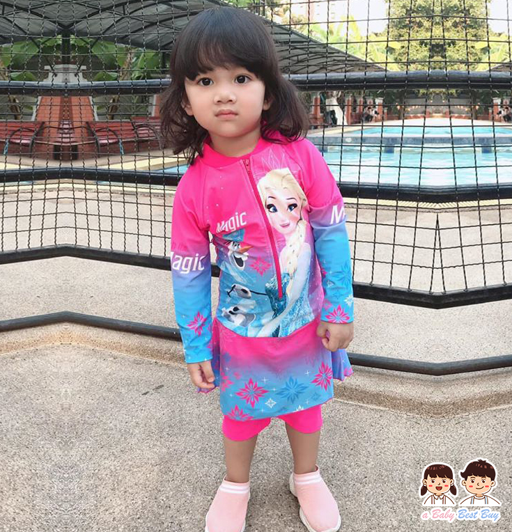 '' ( For Kids สำหรับเด็กอายุ 6เดือน-14 ปี ) Swimsuit for Girls ชุดว่ายน้ำ Disney Frozen ชุดว่ายน้ำ บอดี้สูท เด็กผู้หญิง เสื้อแขนยาวกระโปรงกางเกง สีชมพู ชุดว่ายน้ำเด็กผู้หญิง สุดน่ารัก ใส่สบาย ดิสนีย์แท้ ลิขสิทธิ์แท้