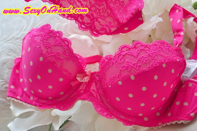 ชุดชั้นในเซ็กซี่ ทูพีซ สีชมพูสดใส ลายจุด ขาว + กางเกงในบิกินี่ เข้าชุด งานพรีเมี่ยม Brandname ส่งยุโรป Size B70/B75