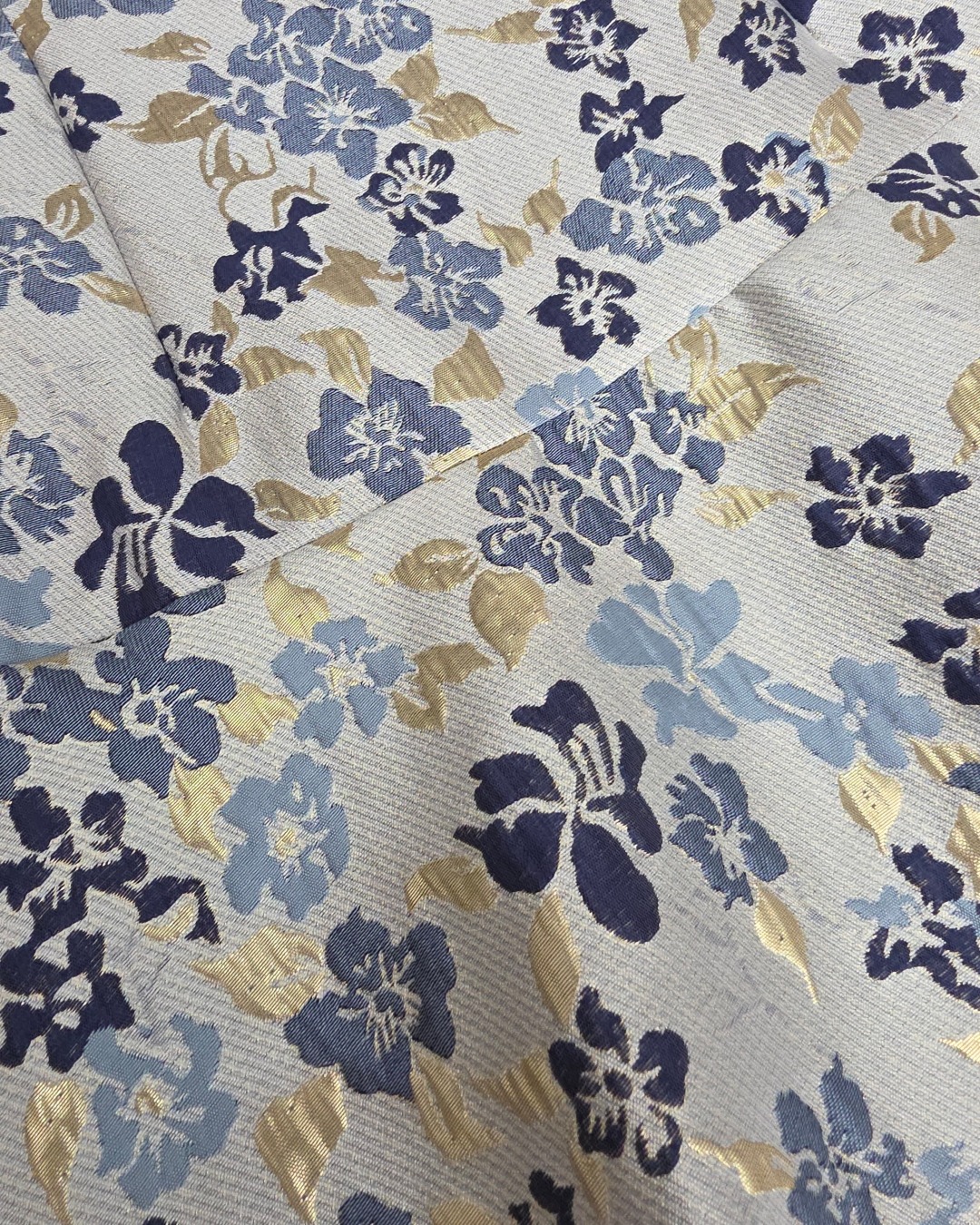 เดรสแฟชั่น เดรสเสื้อกล้ามแขนกุด กระโปรงบาน