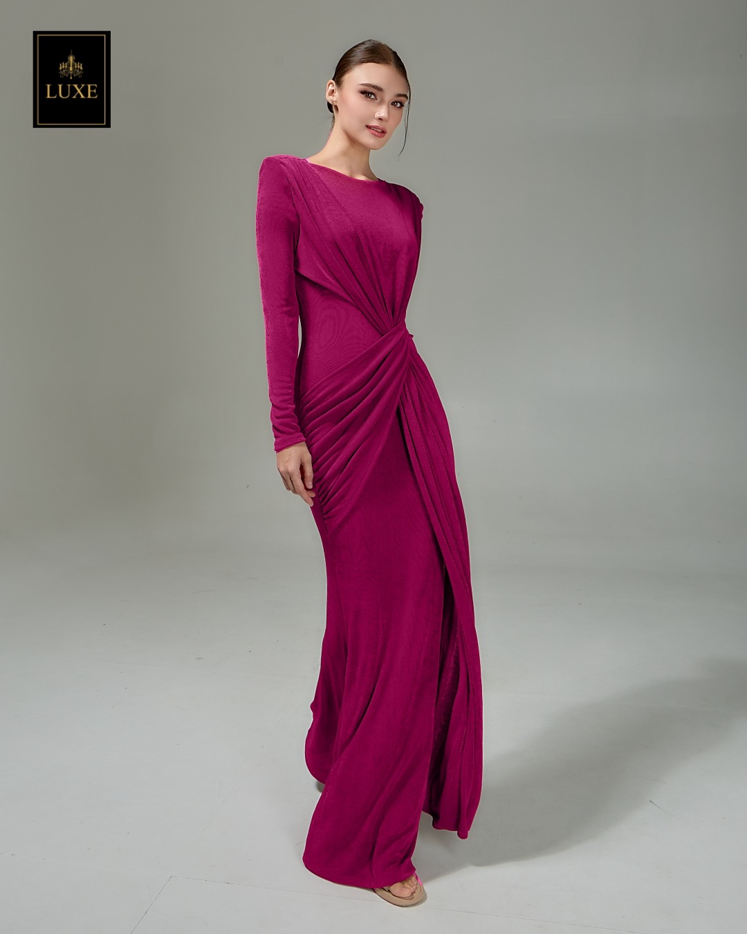 เดรสแฟชั่น แม็กซี่เดรสเสื้อคอกลมแขนยาว เสริมไหล่ กระโปรงยาวคลุมข้อเท้า