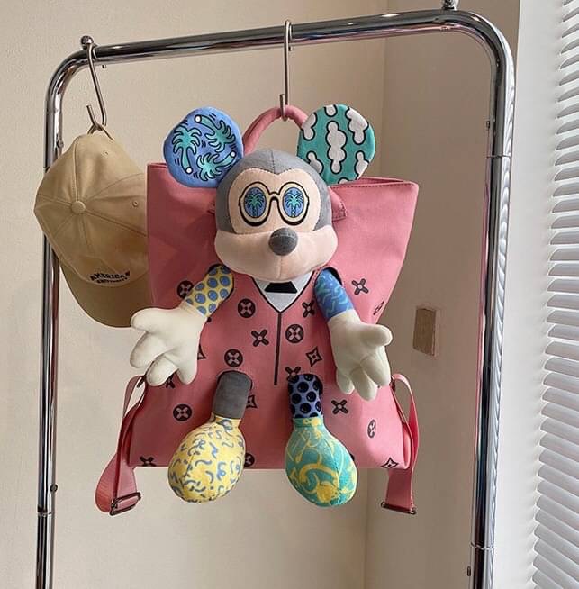 พร้อมส่ง เป้ตุ๊กตาใบใหญ่ สวยมาก น่ารักสุดๆ ไม่มีใครเหมือน และไม่เหมือนใคร สะพายเก๋ๆ งานคุณภาพสูง เนื้อผ้าหนา ตุ๊กตาแน่น ไปไหนก็เด่น ใครๆก็ต้องสะดุดมอง