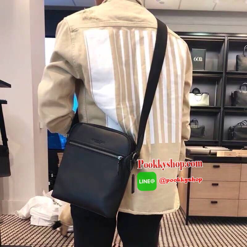🌼พร้อมส่ง🌼 กระเป๋าผู้ชาย Coach F68014 Houston flight bag