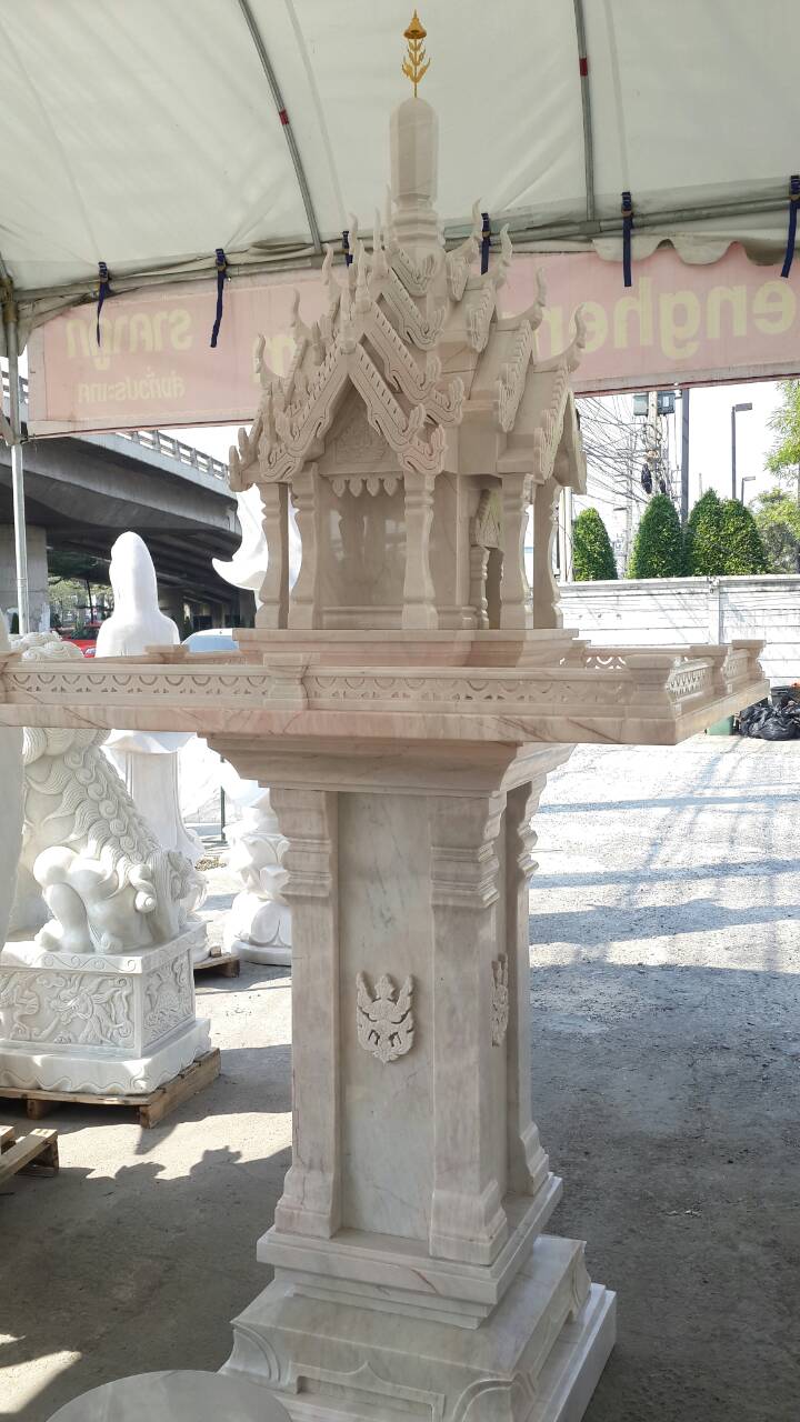 ศาลพระภูมิทรงปราสาท ขนาด ฐานกว้าง 126ซม ยาว 126ซม สูง 295 เซนติเมตร