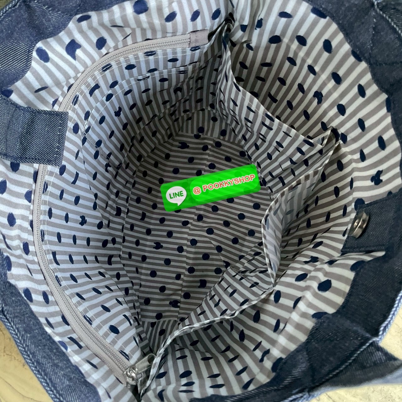 Japanese Kusuguru Embroider Lucy Paul Shoulder Bag Crossbody Bag Handbag Handbag Commuter Cartoon กระเป๋าสะพายข้าง Lucy Paul ลายปักญี่ปุ่น กระเป๋าถือทรงคุสุกุรุ กระเป๋าถือทรงสะพายข้างลายการ์ตูน ขนาดใหญ่จุของได้เยอะมาก รุ่นนี้แนะนำเลยสวยคุ้มใช้งานง่าย ห้าม