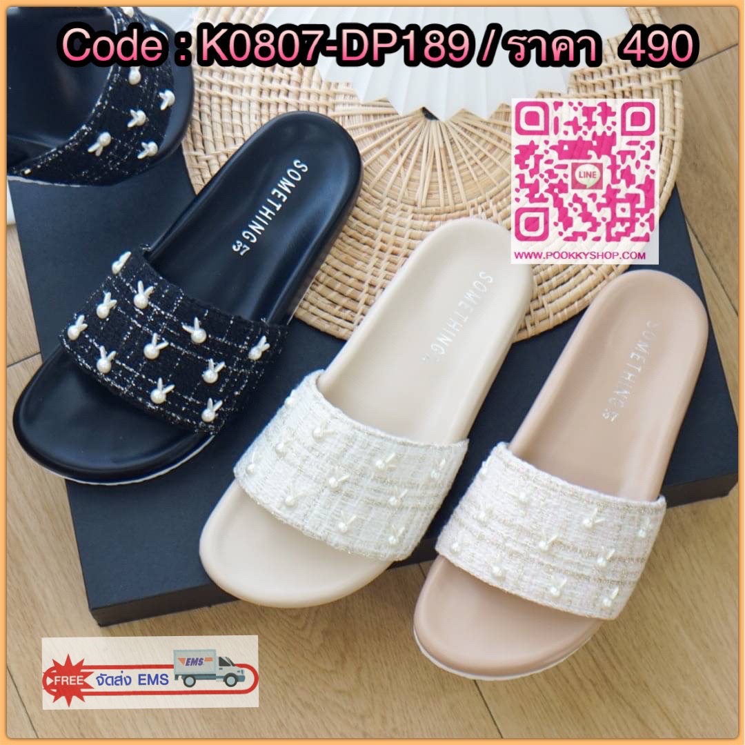 NEW IN สินค้าเข้าใหม่ รองเท้าส้นตึกชิคๆ งานผ้าทวิตเกาหลีแบบใส่ได้ทุกวัน ต้องรุ่นนี้เลยค๊า งานสวมซับนวมนิ่มๆ แต่งกระดุมน้องกระต่ายน่ารัก ใส่แล้วเก็บทรง เก็บหน้าเท้าดีมากๆ ให้อารมณ์ถึงความคลาสสิค แบบเลิศสุดๆ เรียบแต่มาก แต่ใส่แล้วดูน่ารักมากค่าา