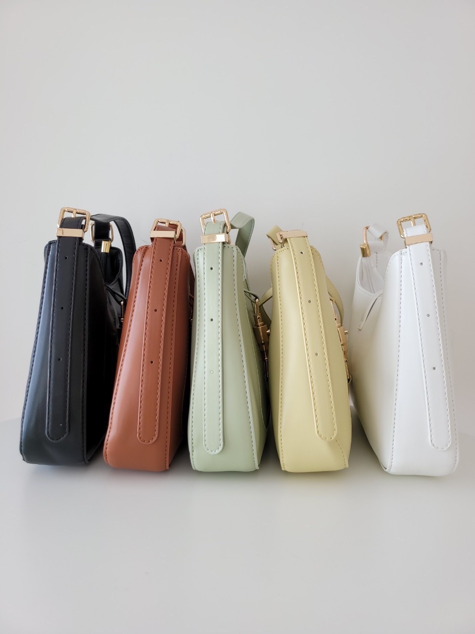 รุ่นใหม่✨ พร้อมส่ง!!!!!! Rosy bag (BP) เริ่ดได้เชิ่ดได้ กระเป๋าสะพายหนังลุคคุณหนูคุณนาย มีสายสำรองไว้ให้ต่อเพิ่มความยาวสะพายแบบcrossbodyได้ มีให้เลือก5สี