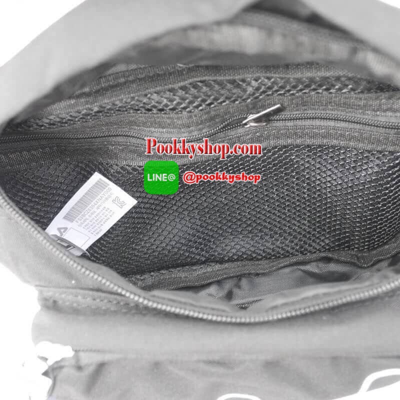 เข้าเพิ่ม ครบสี 5 สีค่ะ fila hip sack bag กระเป๋าคาดเอวและอก แท้ไม่ต้องรอพรีหรือหิ้วจากเกาหลี วัสดุผ้า Canvas หนาสวยนิ่ม หน้ากระเป๋าสกรีน Fila ตัวใหญ่ ดีไซน์กระเป๋าและสีสันที่สวยงามและทันสมัยเหมาะลุคใหม่ หัวซิปปั้ม