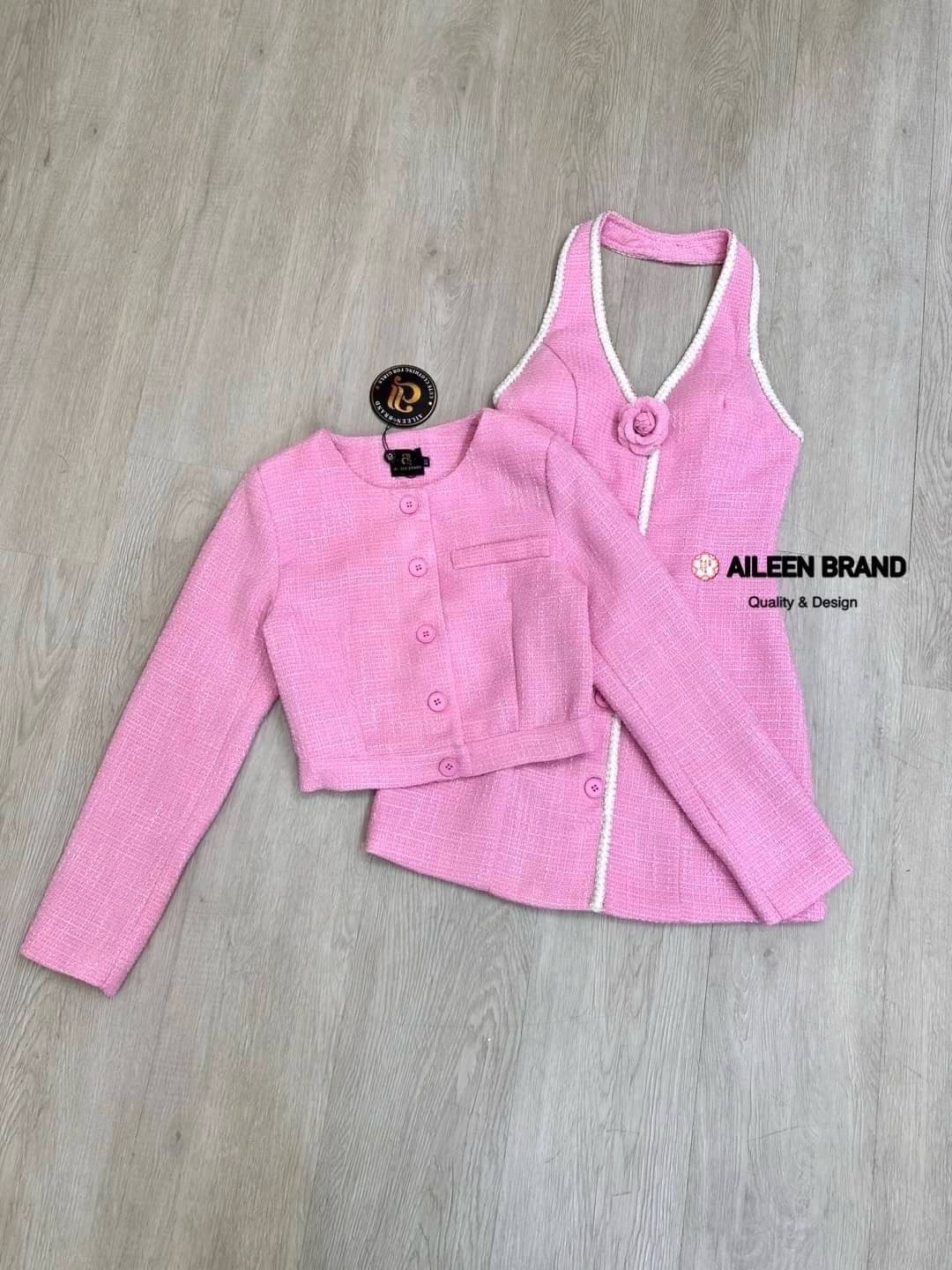 ชุดเซทแฟชั่น Set 2 ชิ้น มินิเดรสเนื้อผ้าทวิตคอวีแขนกุด กระโปรงทรงตรงพร้อมกับเสื้อคลุมแขนยาว