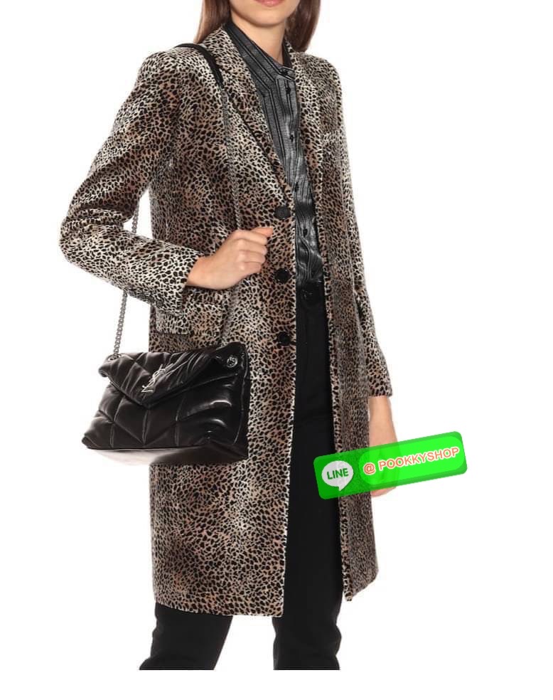 SAINT LAURENT Loulou Puffer Small shoulder bag material: leather internal details: fabric lining, internal zipped pocket colour of fastening: gold tone hardware adjustable chain and leather shoulder strap magnetic fastening