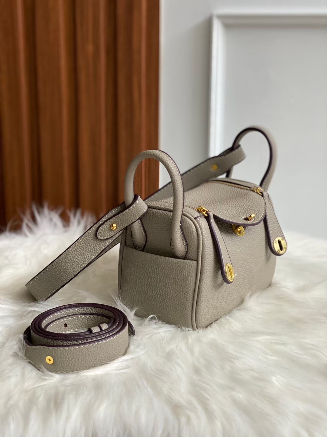 Mini LD 18 cm & 20 cm Lindy size แจ๋ว พร้อม Debut แล้วค่าพี่ๆ ตอกย้ำความปังของ LD collection ไม่ว่าจะทำมากี่ Size ก็หมดเกลี้ยง เติมสต็อคเเทบไม่ทัน การันตีความปังของนางด้วยไซส์จิ๋ว 18 cm ไปเลยค่า ใครว่าเล็กจะไม่เริ่ด คิดผิดค่ะ นางจุของเท่ารุ่นพี่ 20 เลยนะค