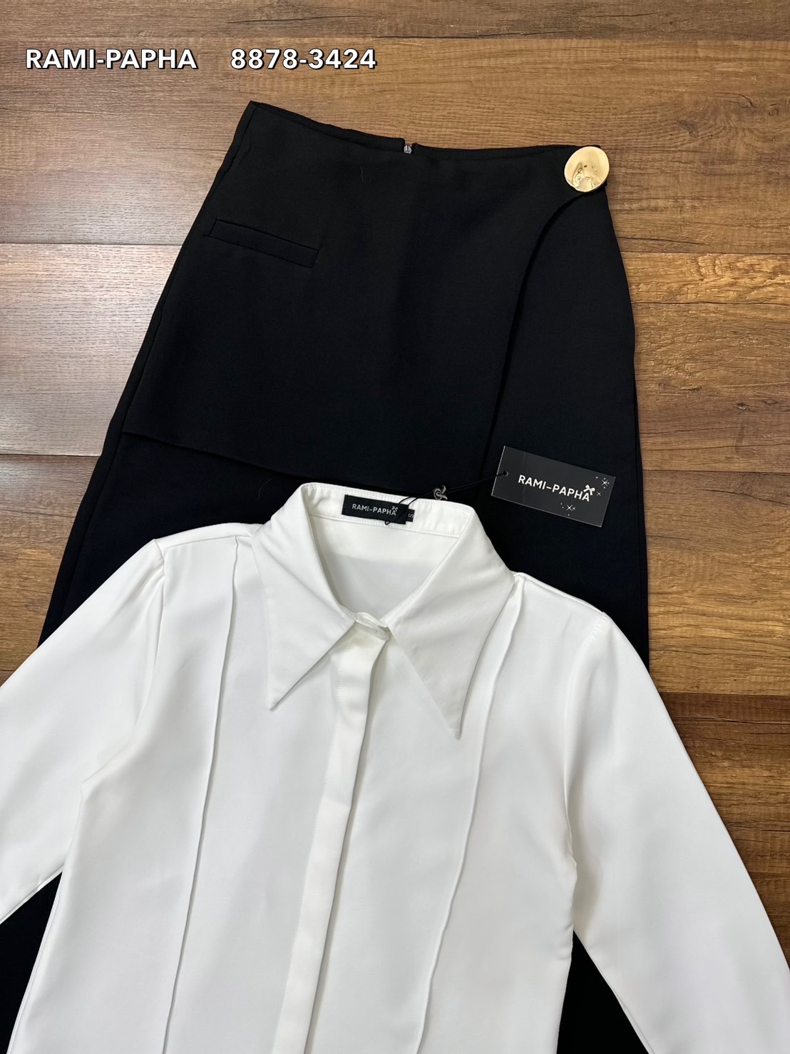 ชุดเซทแฟชั่น เสื้อเชิ้ตคอปกดีไซน์เก๋ ด้านหน้ากุ๊นเป็นเส้นตรง กระดุมซ่อนด้านหน้าใช้งานได้จริง