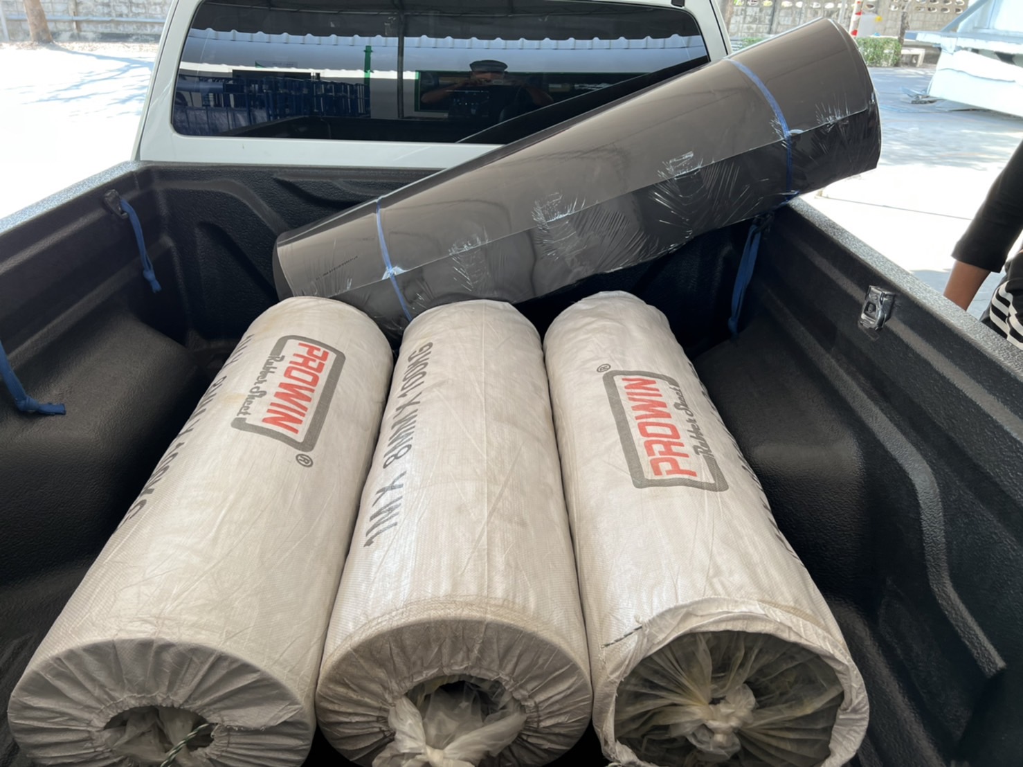 ยาง NR ขนาด 1000 x 3500 x 1.5 มม.