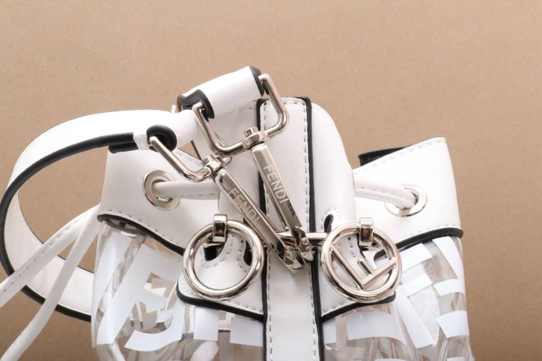 มาอีกรอบละจร้าา สวยกราบมากแม่.. ทนกระแสไม่ไหวจริงๆ ไม่มีไม่ได้แล้ว สวยเกร็งจนหายใจแทบไม่ออก งานสวยมาก ตัวพสาสติกใสอย่างหนา อะหลั่ยปั๊มทุกจุด รักเลยรุ่นนี้