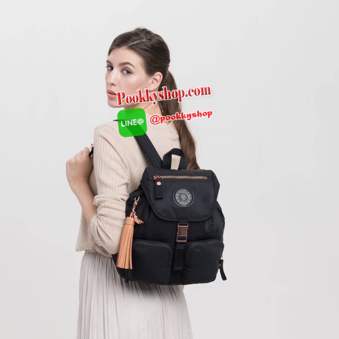 KIPLING INAN Medium Backpack with Push Buckle คอลเลคชั่นใหม่ล่าสุดจาก Paka Premium เป้ไซส์ขนาดกลางกำลังดีที่เปิดปิด2ชั้นด้วยเชือกรูดและตัวล้อคที่ทันสมัย วัสดุ Polyester100% อะไหล่สีRose goldทั้งหมดรวมถึงเจ้าพวงกุญแจmonkeyและพู่หนังrubber เพิ่มความหรูหรา ค