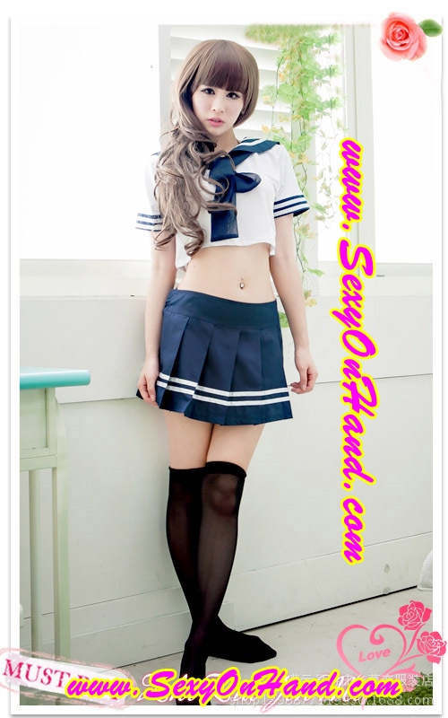 ชุดคอสเพลย์ แฟนซี ชุดนักเรียนญี่ปุ่น เซ็กซี่ เอวลอย ปกทหารเรือ ปกเนตรนารีแต่งขลิบ และริบบิ้นผูกด้านหน้า กระโปรงอัดกลีบสีน้ำเงินกรมท่า แต่งขลิบชาย แบบเซ็กซี่ สุดๆไปเลยจร้า