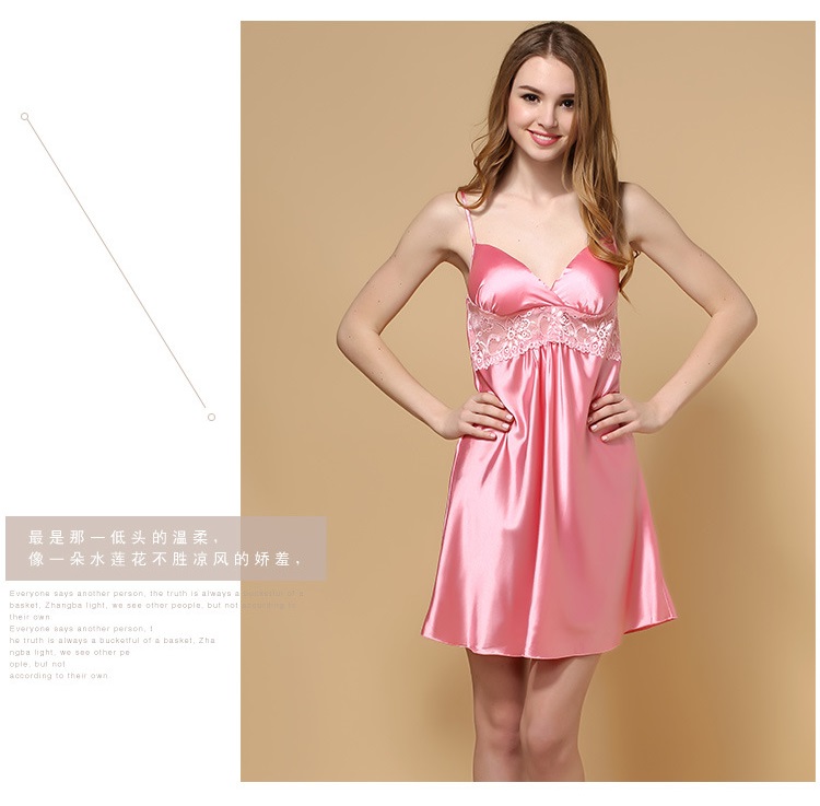 ชุดนอนผ้าไหม ชุดนอนคุณหนู สุดหรู ผ้าไหมสายเดี่ยว สีชมพู ออกพีชโอรส แต่งลูกไม้ซีทรู ช่วงต่อ อก เนื้อผ้าสวยหรู งานเย็บเกรดพรีเมี่ยมคะ