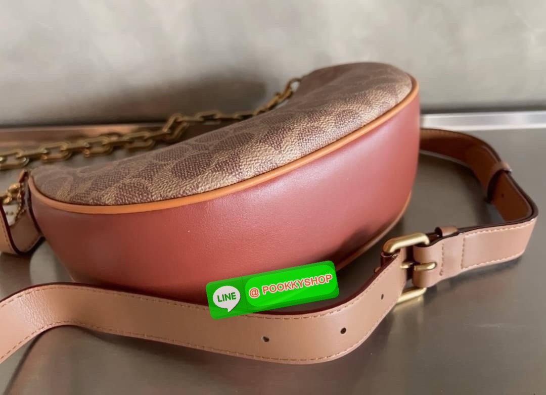 COACH MIRA SHOULDER BAG((CM582//583)) 💌เอาอะไรมาไม่คุ้ม ใบเดียวเอาอยู่ตลอดวันไม่ว่าจะตอนกลางวันหรือใช้ไปปาตีร์กลางคืน! หนังแท้อย่างดี นิ่มสวยคลาสสิคมากๆ