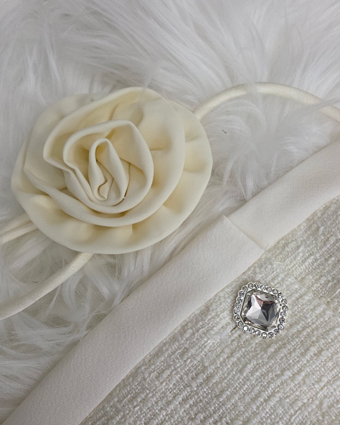 ชุดเซทแฟชั่น เซ็ตเสื้อเกาะอกทรงหลวม+กางเกงเอวสูงขากระบอกกว้าง