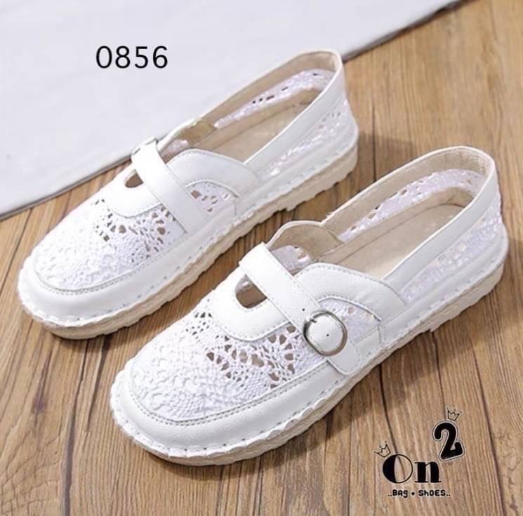 รองเท้าคัชชูลูกไม้แต่งสไตล์วินเทจ งานมาใหม่น่ารักเวอร์... คู่นี้ใส่แมทกับชุดได้ง่ายทั้งกางเกงและกระโปรงได้หมดทรงสวย