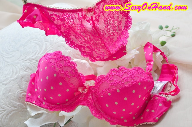 ชุดชั้นในเซ็กซี่ ทูพีซ สีชมพูสดใส ลายจุด ขาว + กางเกงในบิกินี่ เข้าชุด งานพรีเมี่ยม Brandname ส่งยุโรป Size B70/B75