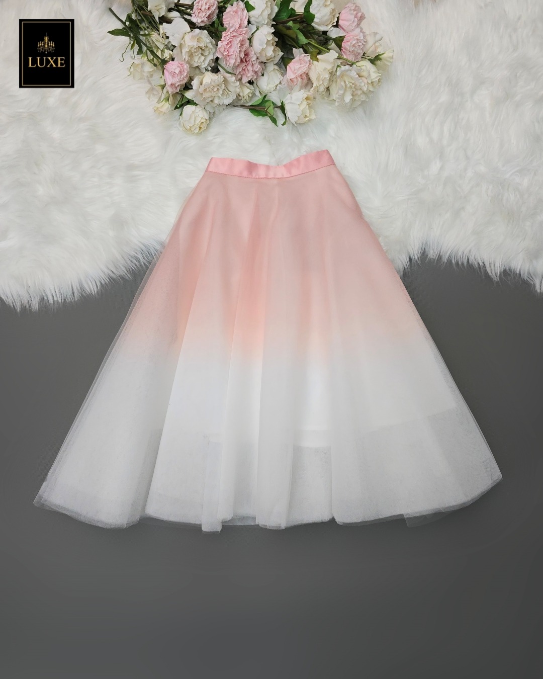 กระโปรงแฟชั่น กระโปรงบานทรงวงกลม ด้านในมีโครงช่วยให้กระโปรงบานสวย