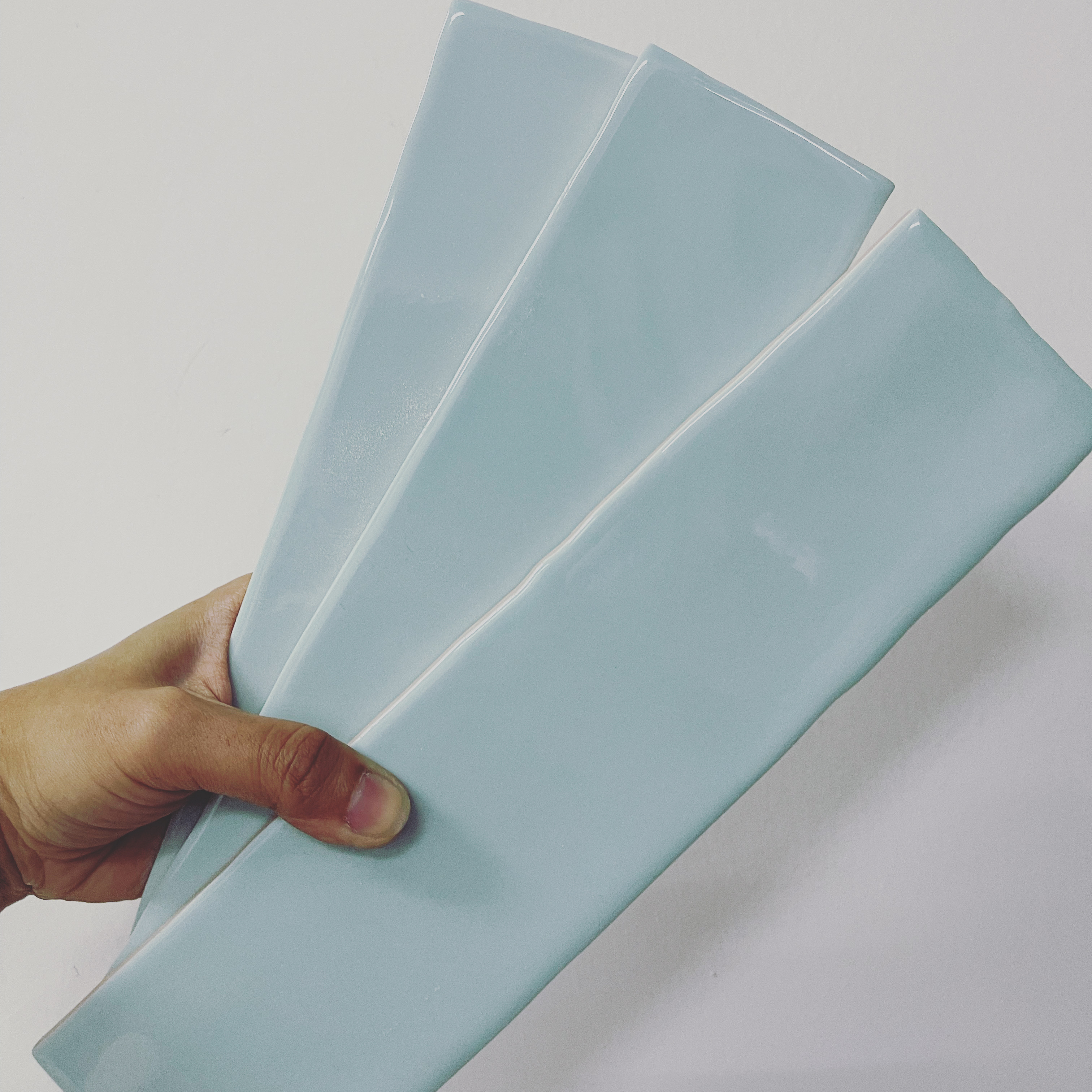 3"x12" (Wavy) : สีฟ้าพาสเทล (Pastel Blue) / แผ่น