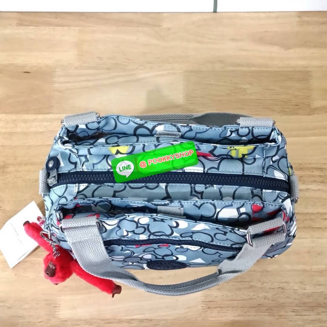 KIPLING ELISE HANDBAG กระเป๋าถือและสะพายไหล่ วัสดุ Polyester 100% ขนาดกำลังพอดี จุของได้มาก มีหูจับสองสาย ถือสะดวก น้ำหนักเบา มีช่องซิป ด้านหน้า ช่อง กระเป๋าหลักเปิด-ปิดด้วยซิป มี3 ช่องว่างใส่ของได้จุมากๆ ใส่มือถือได้ กระเป๋าสตางค์ใบยาว และ เครื่องสำอางค์
