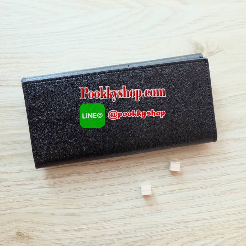 Charles & Keith Push-Lock Long Wallet พร้อมส่งทั้ง 8 สี!! กระเป๋าสตางค์ใบยาว สามารถใช้งานได้ทั้งด้านหน้าและด้านหลัง ด้านหน้าเปิด - ปิดด้วยตัวกดล็อคทั้ง 2 ฝั่งพร้อมกัน ภายในมีช่องซิปและช่องใส่ธนบัตร ด้านหลังเปิด - ปิดด้วยกระดุม ภายในมีช่องใส่บัตรหลายช่องแล