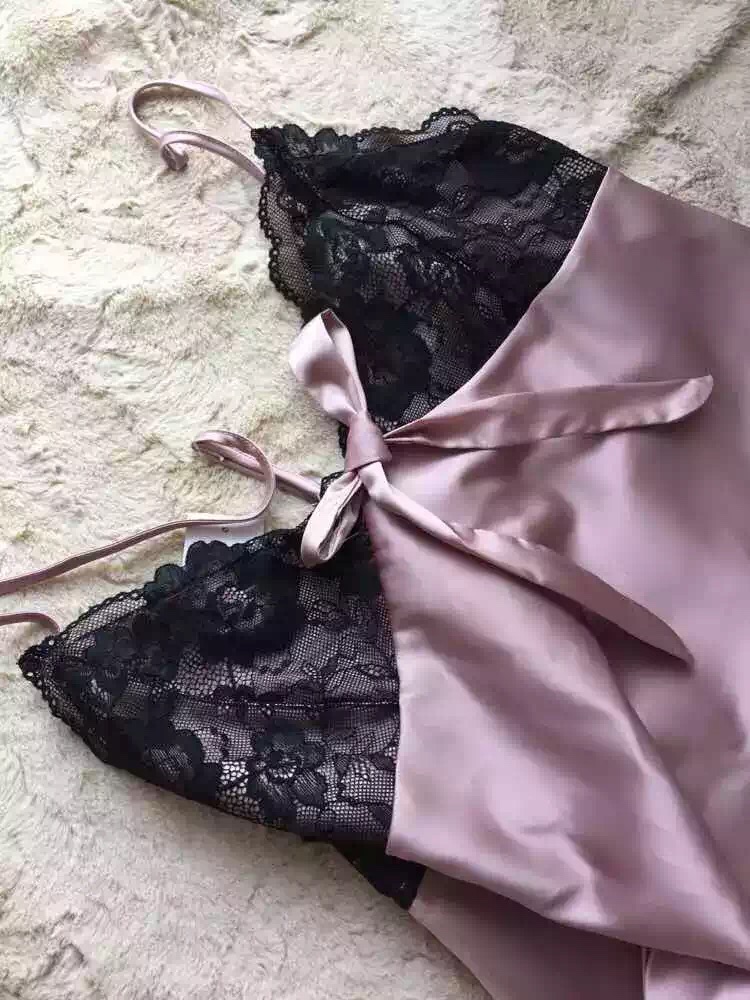 ชุดนอนผ้าไหม ชุดนอนสายเดี่ยว ผ้าไหมสีแชมเปญ แต่งลูกไม้ดำขอบชุด และชาย ..เกรดหรู สวย เซ็กซี่แนวคุณหนูไฮโซ มากๆคะ