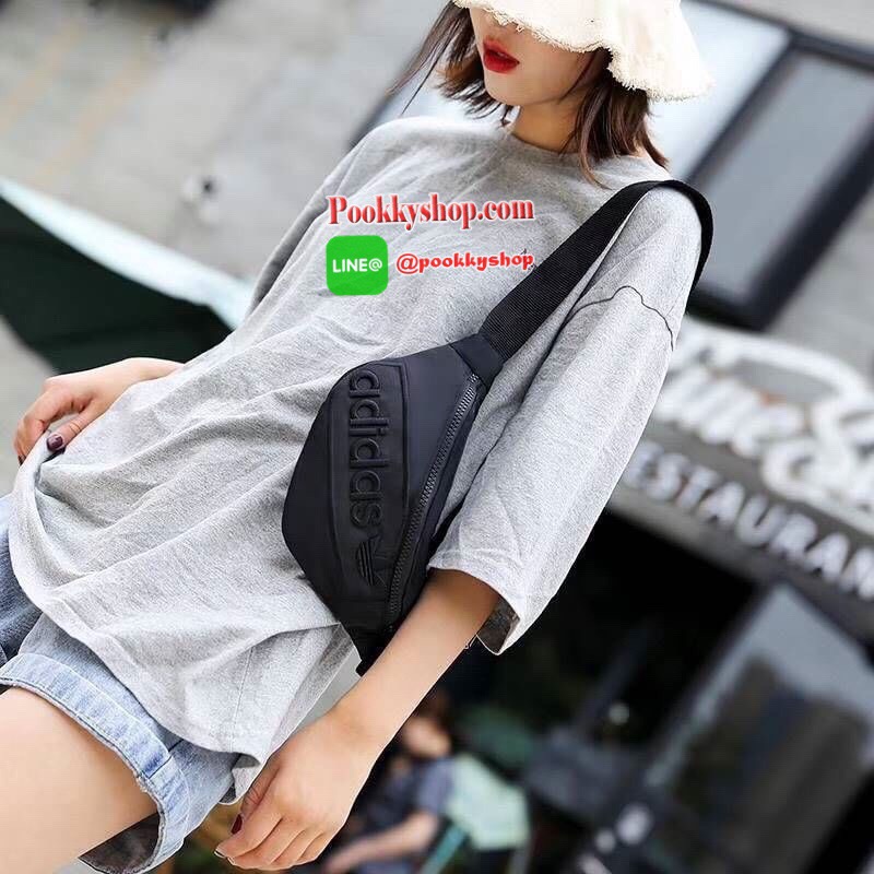 Adidas Originals กระเป๋า Funny Bum Bag (DV0224) กระเป๋าสะพายคาดอกหรือคาดเอวสไตล์สปอร์ต วัสดุNylon Polyester น้ำหนักเบา ใช้งานง่ายสะดวก มีช่องซิปใช้งาน2ช่อง ทั้งด้านหน้าและด้านหลัง สายปรับได้ยาวถึง105cm ดีเทลสวยๆเป็นโลโก้ปักลายแบรนด์แบบตัวนูนด้านหน้า ใช้งา