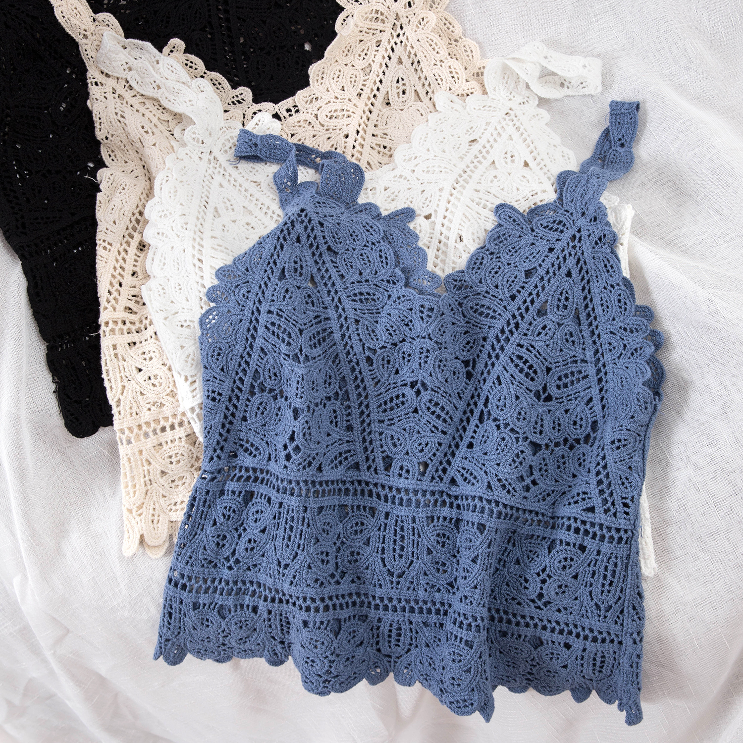 เสื้อสายเดี่ยวถักโครเชต์ฤดูร้อน ผ้านิ่ม ยืดหยุ่นได้ดี ใส่สบายไม่คัน