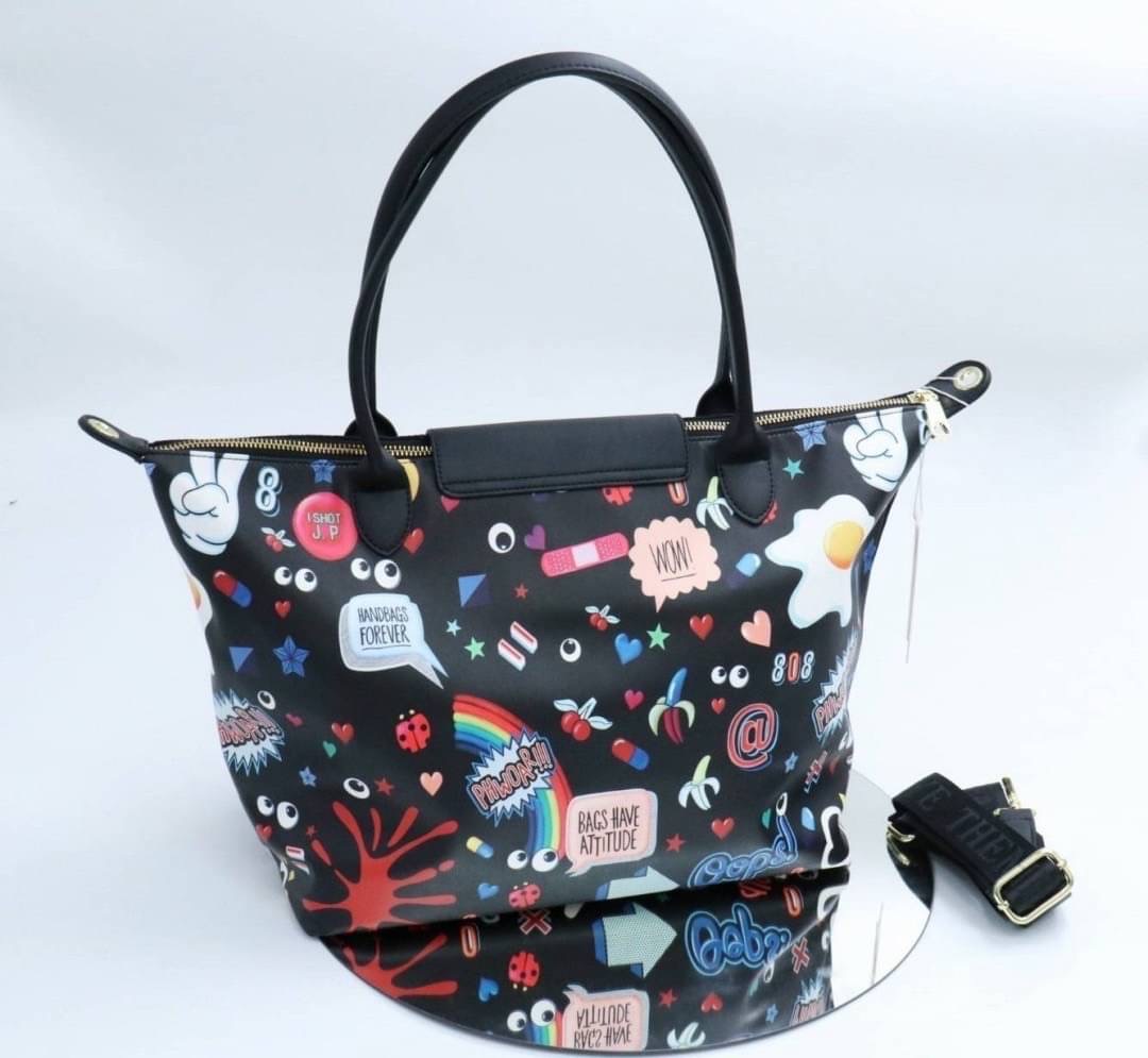 EYE THE ME (sideways glance) เห็นแบรนด์ก้อต้องวางใจในแบบของเค้า น่ารักไม่เคยหยุด คุณภาพจัดเต็ม เย็บเนียบสวยไม่มีที่ติ