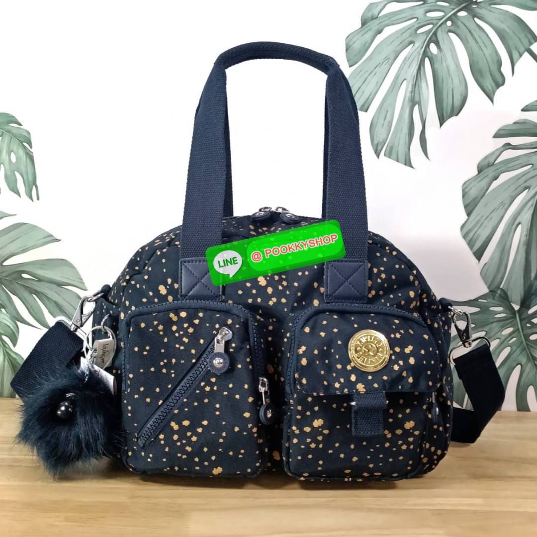 Kipling Women’s Defea Top-Handle Bag (ผ้าหนา) กระเป๋าถือหรือสะพายจาก Kipling วัสดุทำจาก Nylon + Polyester