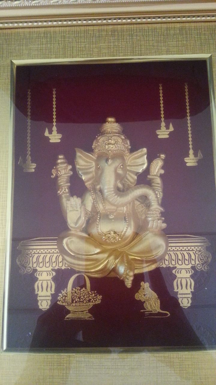 กรอบรูปทองเค พระพิฆเนศ ขนาดกว้าง 10 นิ้ว สูง 10 นิ้ว