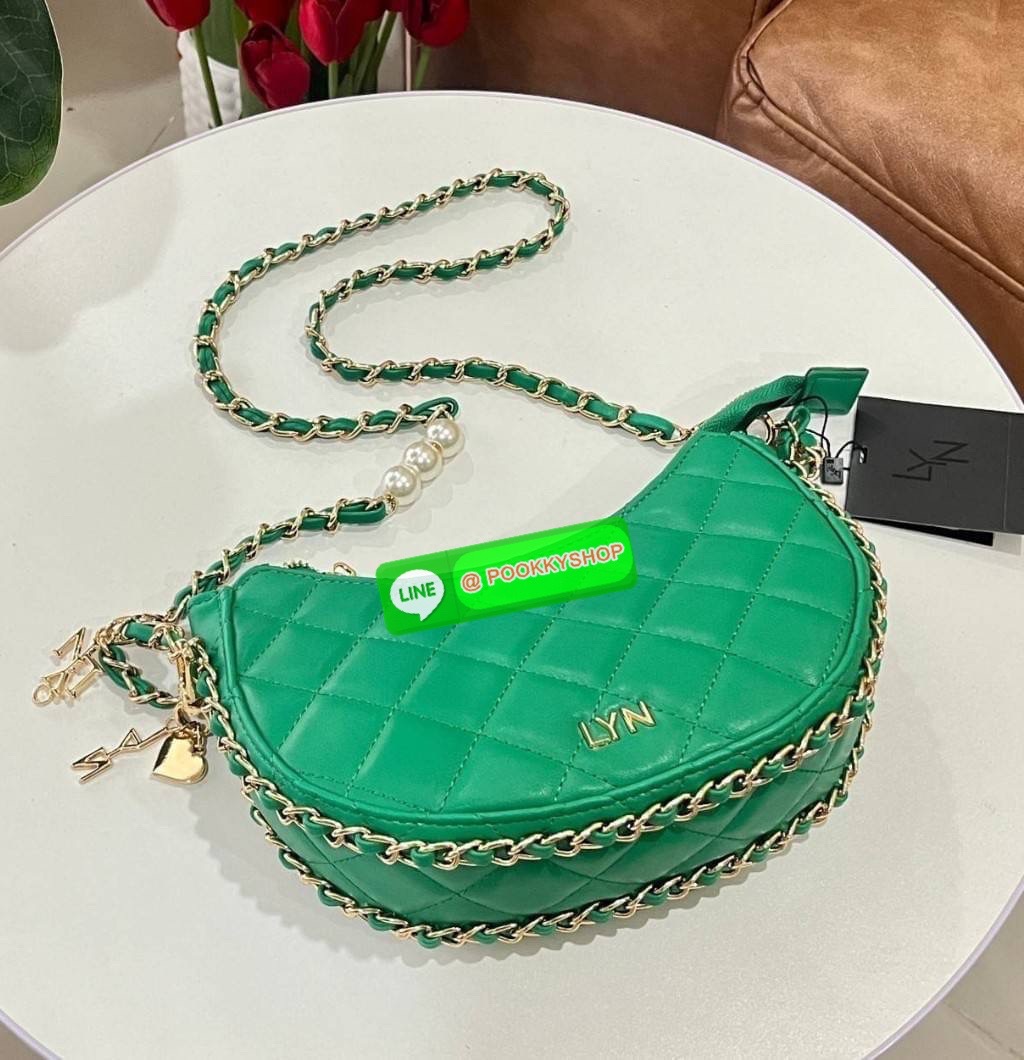 Lyn แท้ Outlet New Collection สะพายข้างได้ คล้องไหล่ได้