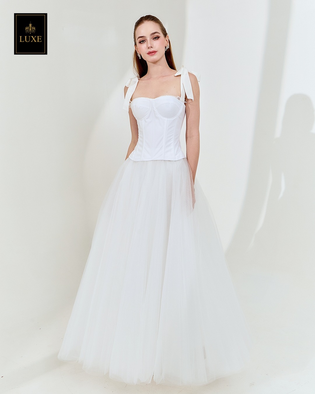 กระโปรงแฟชั่น กระโปรงบานทรงวงกลม ด้านในมีโครงช่วยให้กระโปรงบานสวย