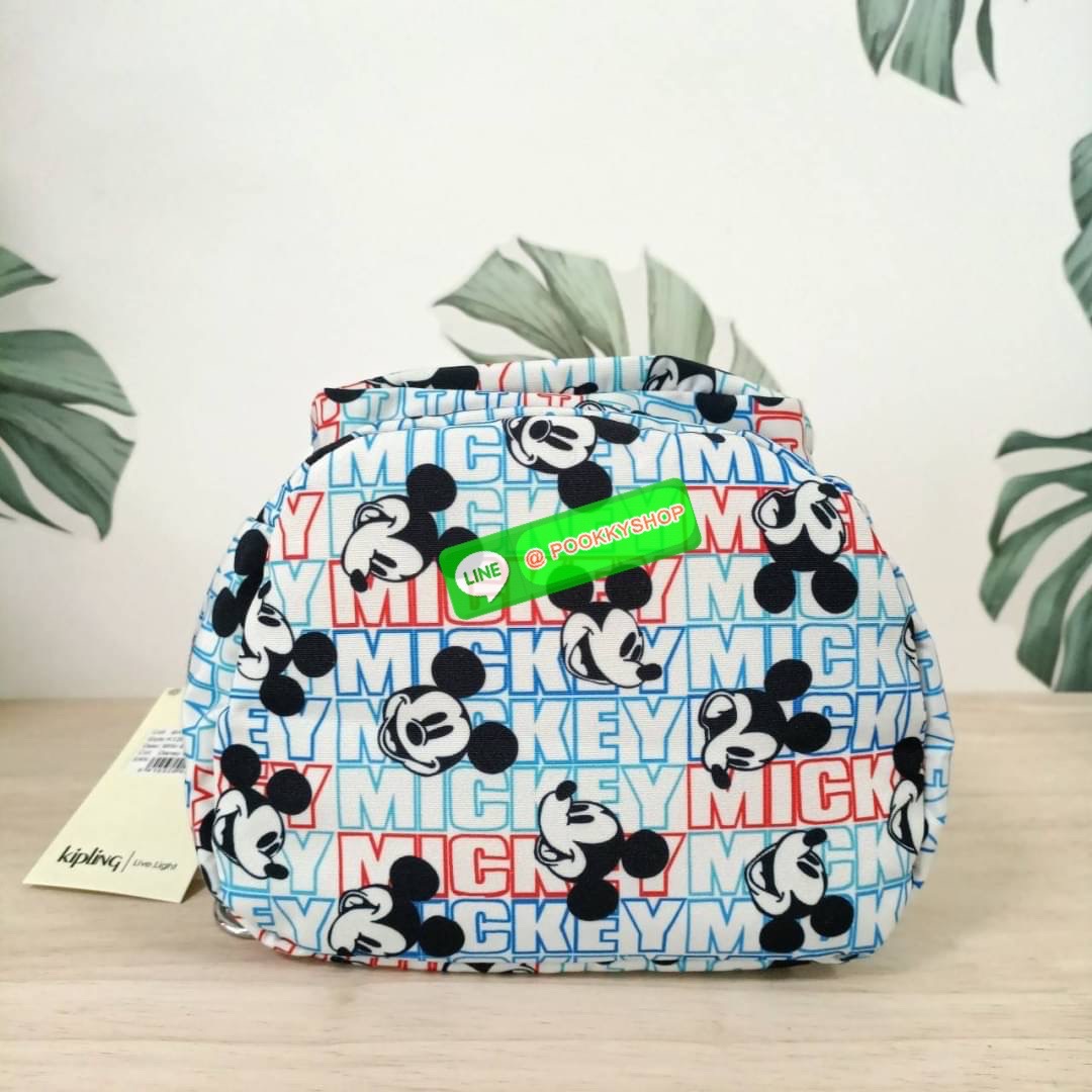 KIPLING Basic Mini Backpack กระเป๋าเป้ใบเล็กกระทัดรัด ขนาดมินิ วัสดุ Nylon + ซับใน Polyester มีหูหิ้ว สามารถสะพายข้าง หรือ สะพายหลังได้ -ช่องซิปหน้า -ด้านข้างมีช่องของเล็กน้อย หรือ ใส่ขวดน้ำใบเล็กทั้ง 2 ด้าน -ซิปหลัก โล่งกว้าง มีสายคล้องพวงกุญแจ พร้อมช่อง