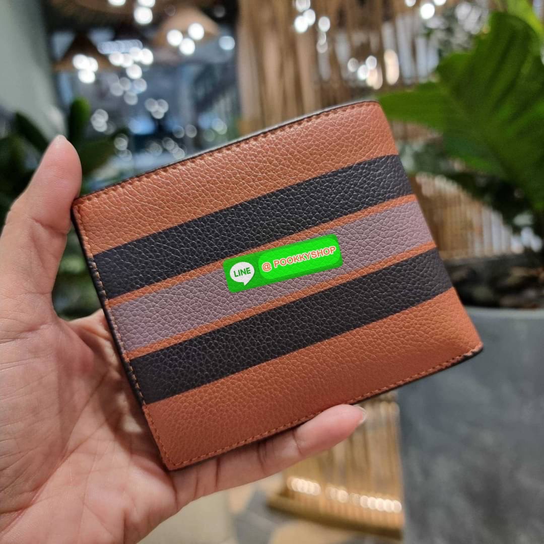 COACH F75399 COMPACT ID WALLET IN VARSITY LEATHER WITH BELT MIX GIFT BOX SET Set สุดคุ้ม!! ลิมิเต็ด!! สำหรับหนุ่มๆ ที่จับคู่เซ็ทกระเป๋าสตางค์รุ่นยอดฮิต และเข็มขัดหนัง pepble มาใน package Coach gift box คุ้มค่ามากๆ กระเป๋าสตางค์หนังวัว สวย นิ่มไปอีก ยังไม่