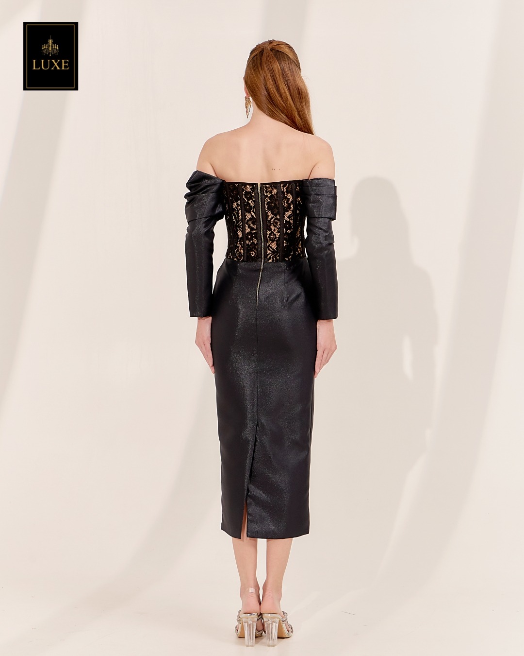 เดรสแฟชั่น เดรสเสื้อเปิดไหล่แขนยาว กระโปรงทรงสอบ