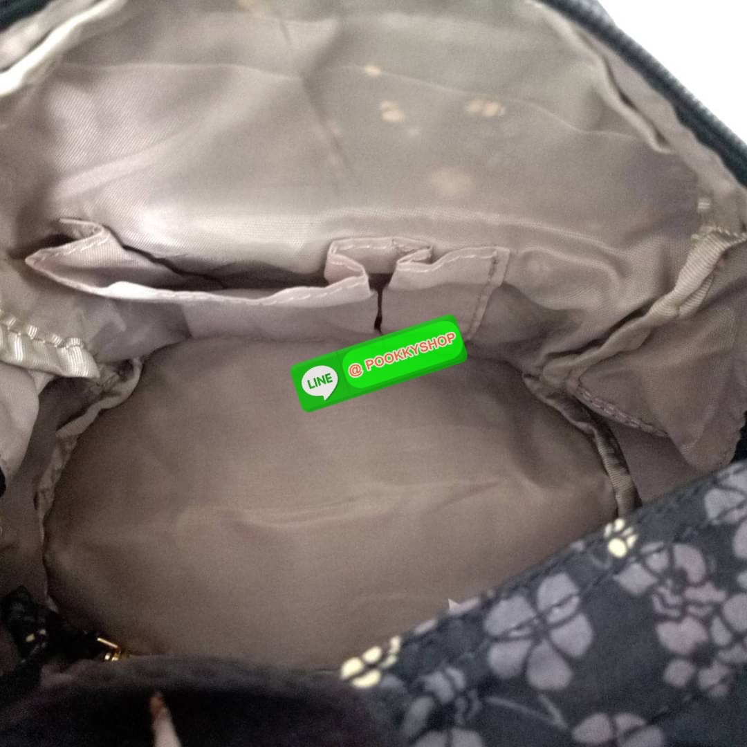 Kipling Basic Mini Backpack กระเป๋าเป้มินิ วัสดุ Nylon +ซับใน Polyester ขนาดใบเล็กระทัดรัด ใช้งานง่าย ด้านหน้ามีซิป pocket สำหรับใส่ของเล็กน้อย ช่องหลักโล่งกว้างใส่ของได้เยอะ พร้อมช่องซิปผนังข้างหลังและช่องแยกสำหรับใส่ของอีกฝั่ง สามารถใช้งานได้ ถึง 3 แบบ