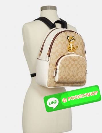 NEW ARRIVAL! น้องแมวเสือน่ารักมากๆเลยค่าา! COACH COURT BACKPACK IN SIGNATURE WITH TIGER ((C7317)) พร้อมส่ง น่ารักขนาดนี้ ไม่มีได้งัยย! กระเป๋าสะพายหลังแบบมีหูหิ้ว รุ่นนี้ใช้ทั้งแท้อย่างดีทั้งใบ ลายหนังสวย นิ่มดีมากๆเลยค่ะ ด้านหน้าสกรีนลายรูปแมวเสือตระกูลเ
