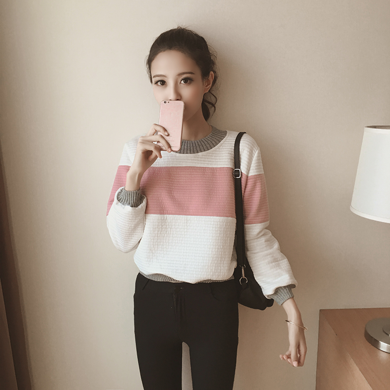 M&Mเสื้อแฟชั่นกันหนาว สีทูโทน ขาวคาดชมพู จั้มแขนและเอว ผ้าหนานุ่ม
