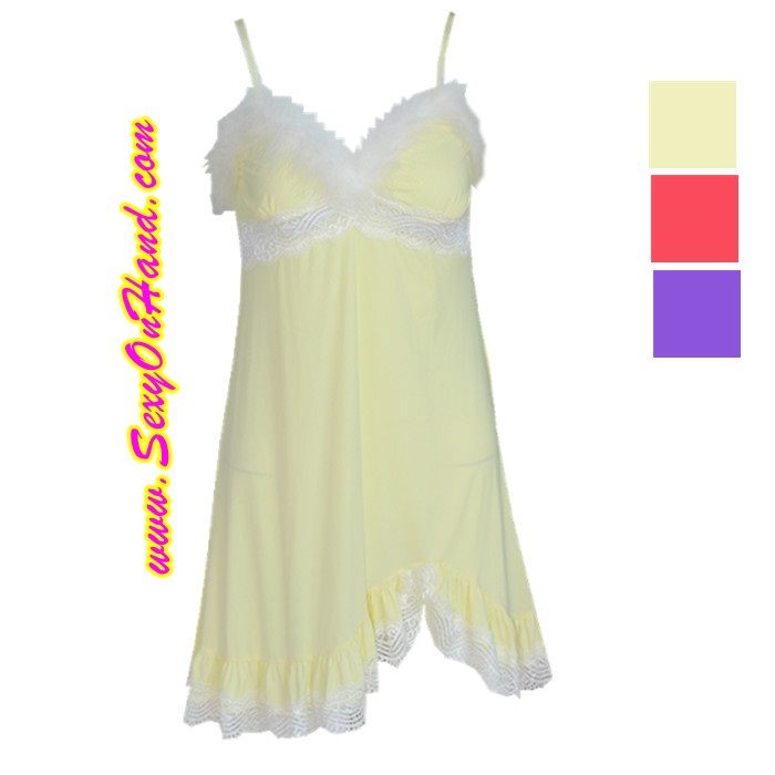 ชุดนอน สายเดี่ยว ผ้าเกรดหรู สีเหลือง แต่งขนฟู เนื้อผ้าSpandex เกรดAAA สีเหลืองอ่อน แต่งขนฟู สีขาว ช่วงอก ปลายแต่งลูกไม้ถัก ชายเล่นระดับเก๋ๆ ไซส์ L